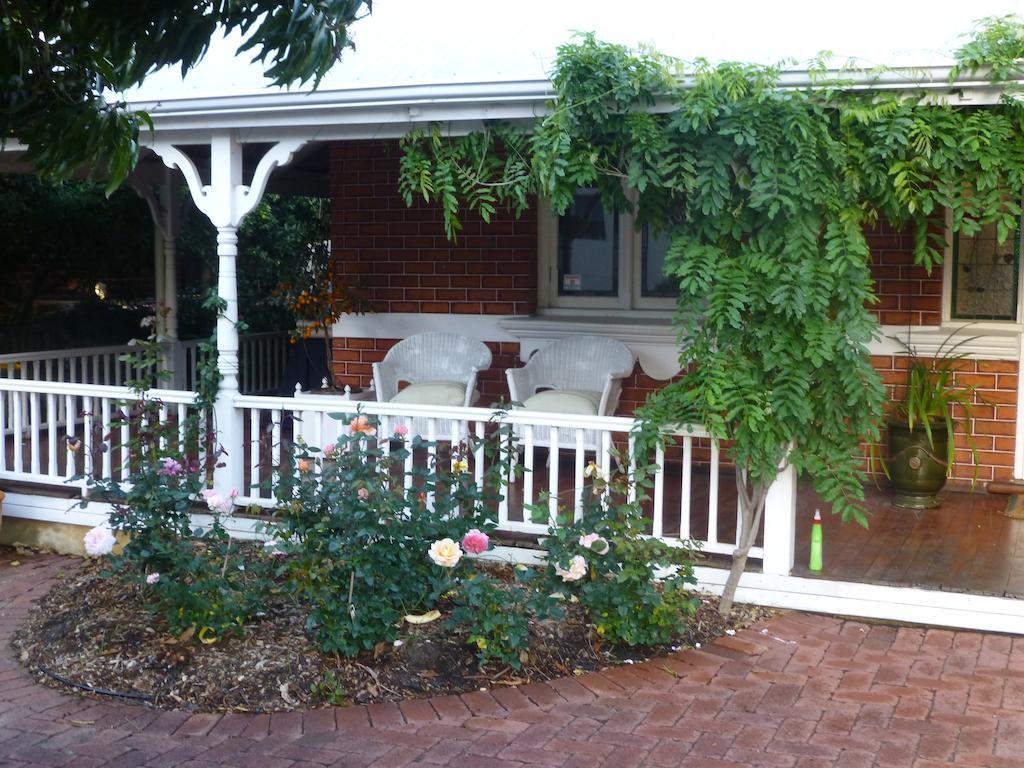 Lakeside Bed&Breakfast Perth Exterior foto